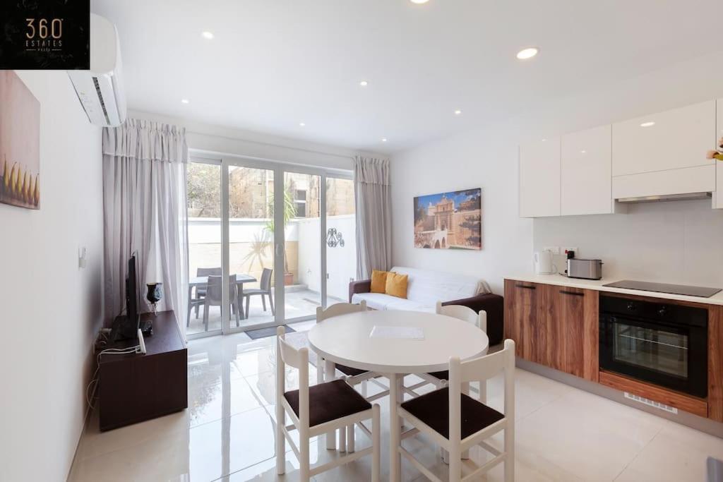 Comfy Apt With Terrace, 5 Mins To Sliema Ferries By 360 Estates Gzira Zewnętrze zdjęcie