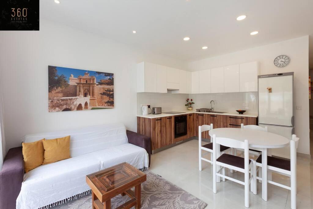 Comfy Apt With Terrace, 5 Mins To Sliema Ferries By 360 Estates Gzira Zewnętrze zdjęcie