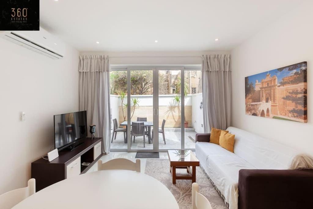 Comfy Apt With Terrace, 5 Mins To Sliema Ferries By 360 Estates Gzira Zewnętrze zdjęcie